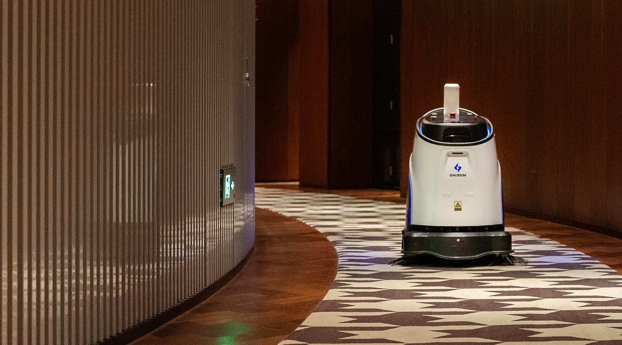 Vacuum 40 Robot Banner